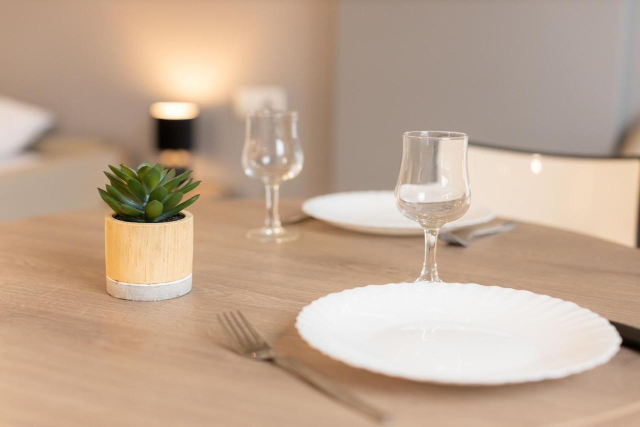 Modern Chic Immaculate Studio Near City Center Belval Daire Esch-sur-Alzette Dış mekan fotoğraf
